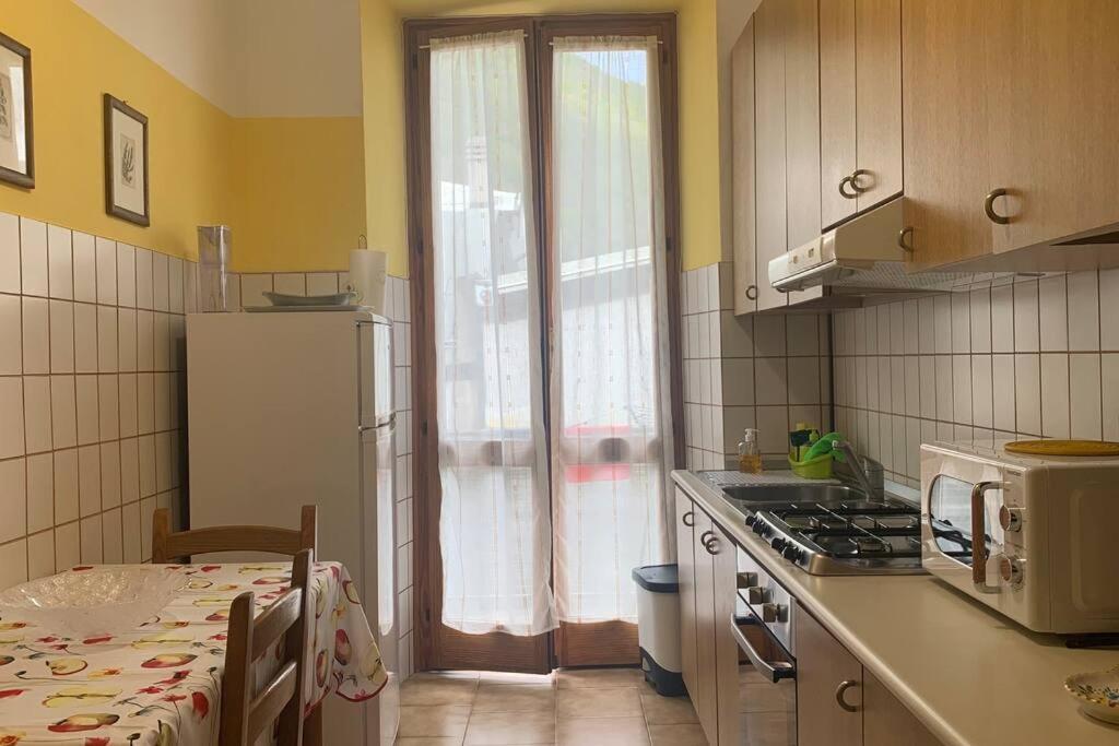 Apartamento La Casa Del Nonno Omegna Exterior foto